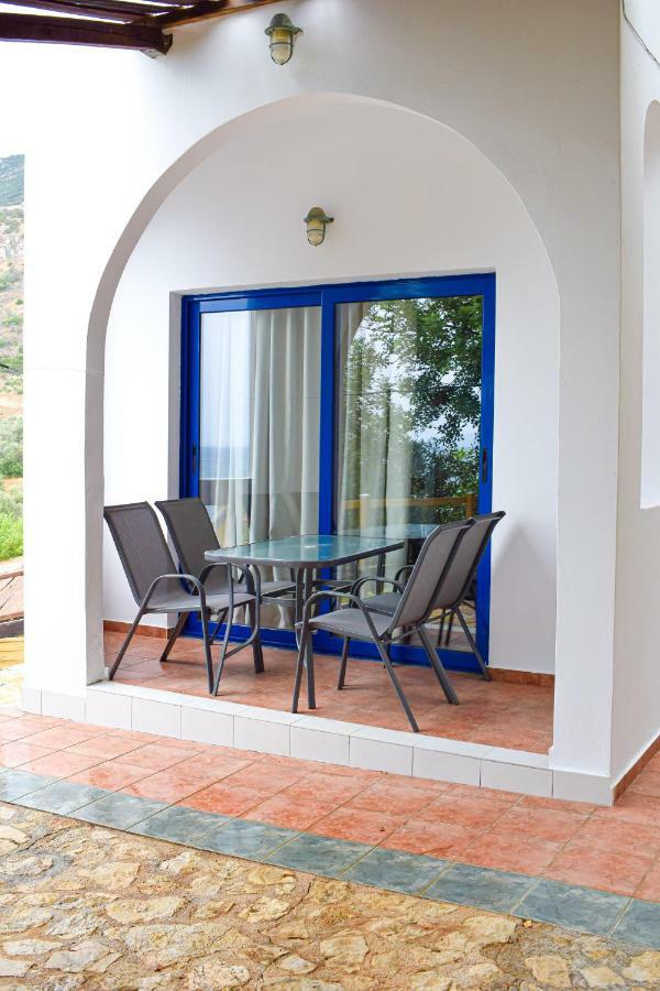 Muses Seaside Villas Paralio Astros Exterior photo